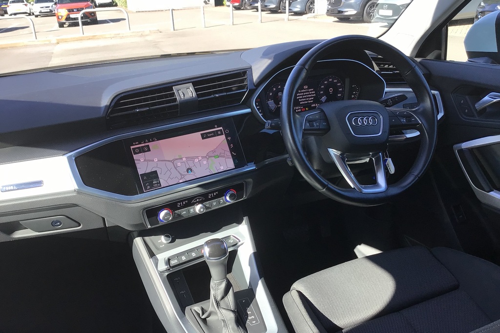Audi Q3 35 Tfsi S Line Comfortsound Pack White #3