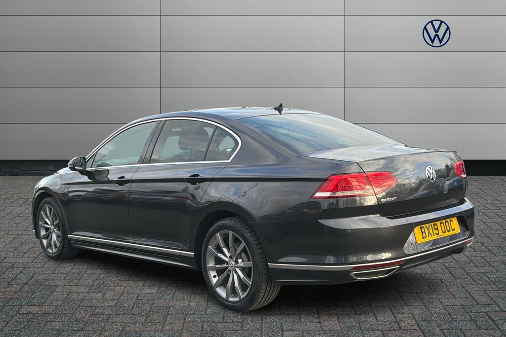 Volkswagen Passat 1.5 Tsi Evo R-line Dsg Grey #3