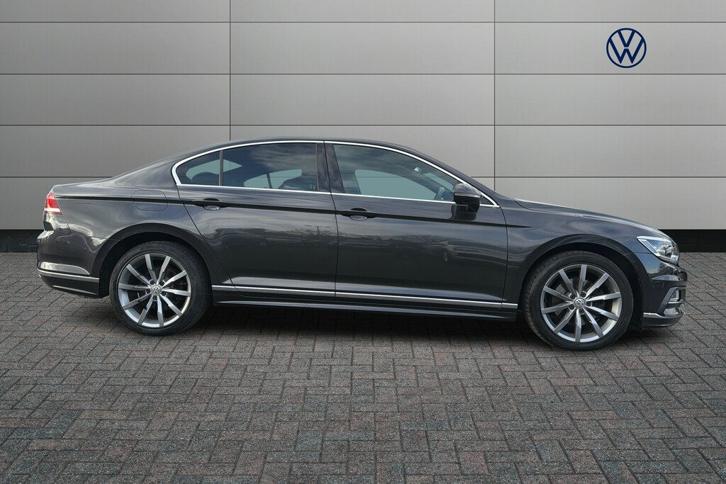 Volkswagen Passat 1.5 Tsi Evo R-line Dsg Grey #4