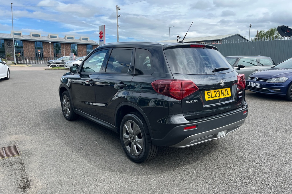 Suzuki Vitara Sz5 Boosterjet Mhev 1.4 White #33