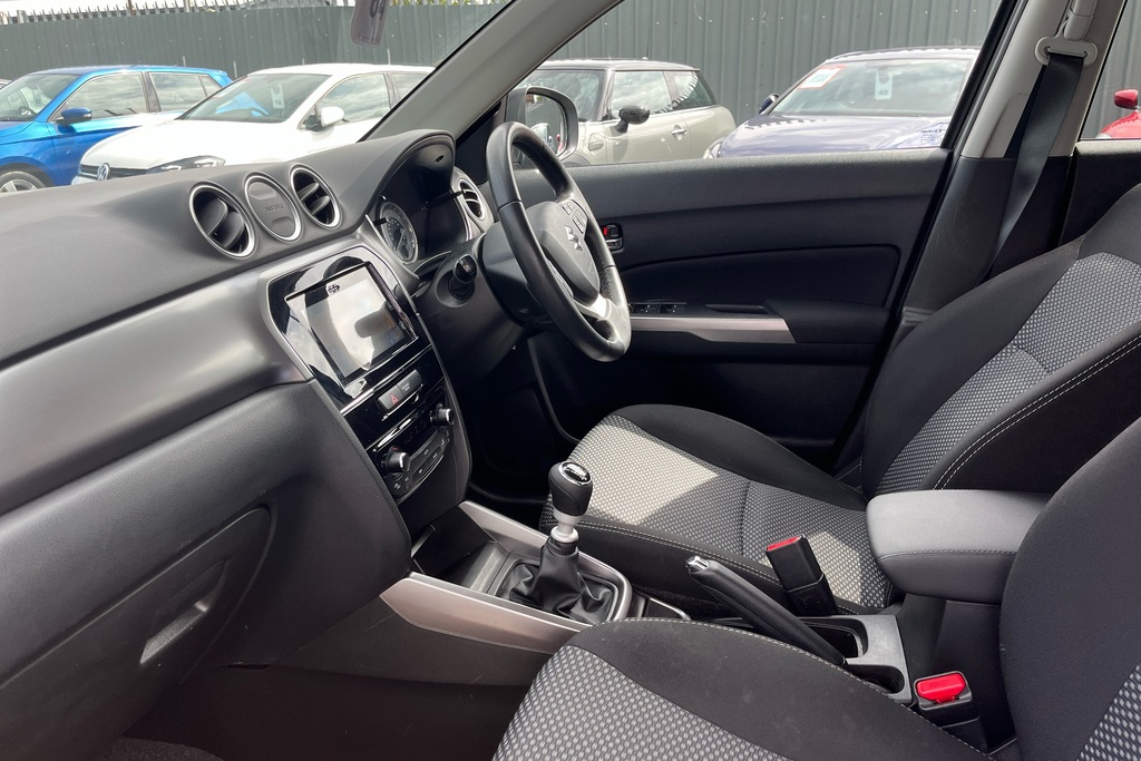 Suzuki Vitara 1.4 Boosterjet 48V Hybrid Sz-t Black #6