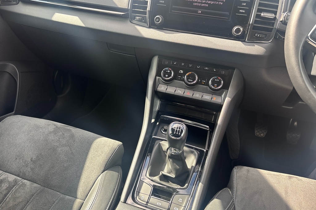 Skoda Karoq Se Drive Grey #15