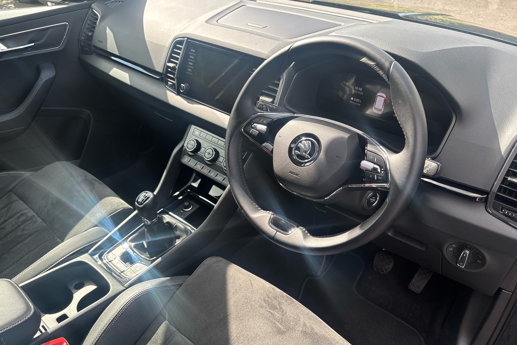 Skoda Karoq 2.0 Tdi 150 Se L Blue #6