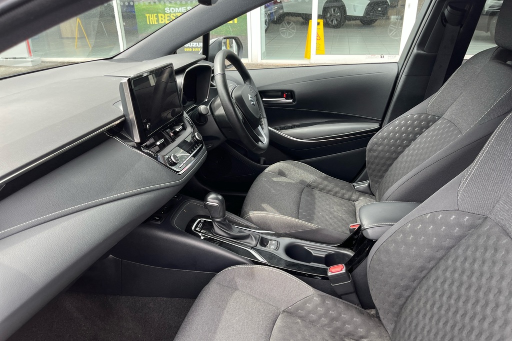 Suzuki Swace 1.8 Hybrid Ultra Cvt Black #6
