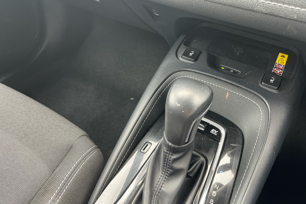 Suzuki Swace 1.8 Motion White #14
