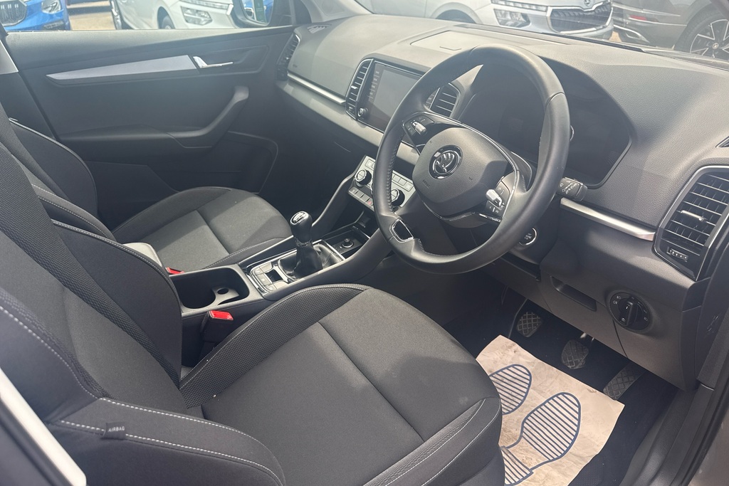 Skoda Karoq 1.5 Tsi Se Drive Grey #6