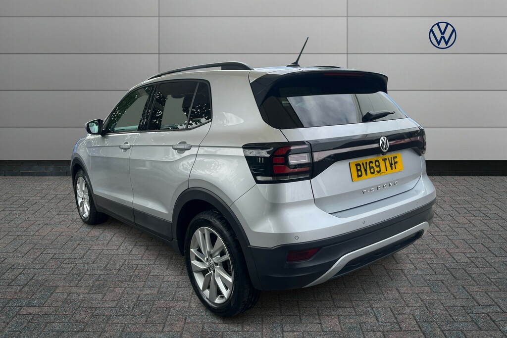 Volkswagen T-Cross 1.0 Tsi 115 Se Dsg Silver #3