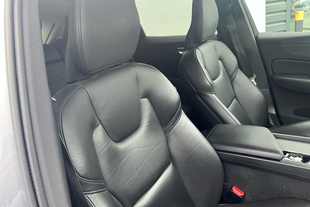 Volvo XC60 Xc60 R-design D4 Awd Silver #39