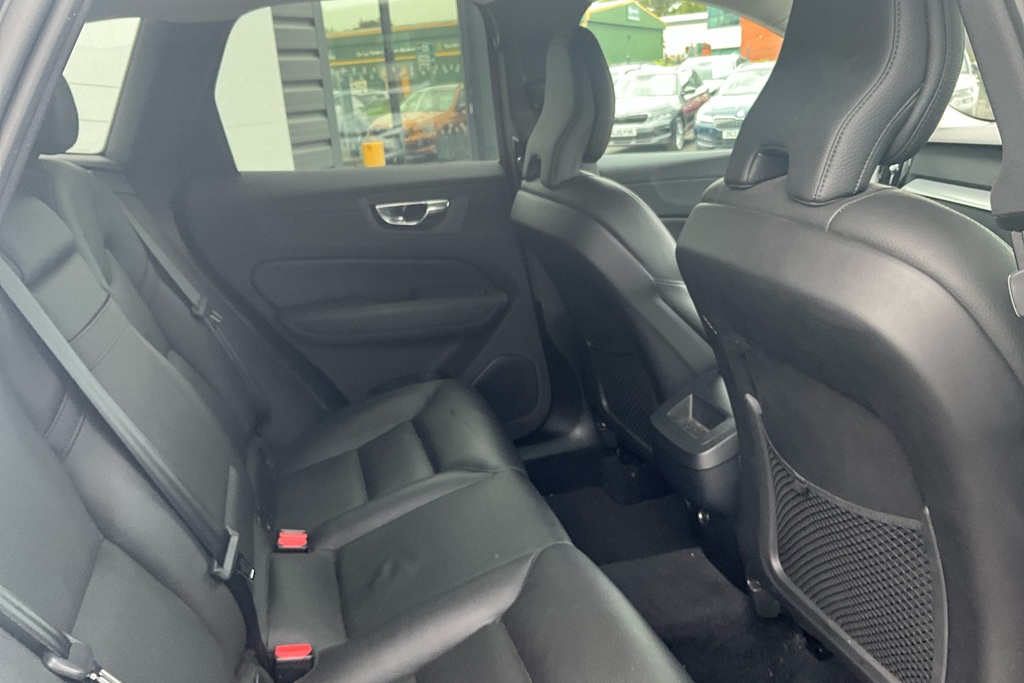 Volvo XC60 Xc60 R-design D4 Awd Silver #37