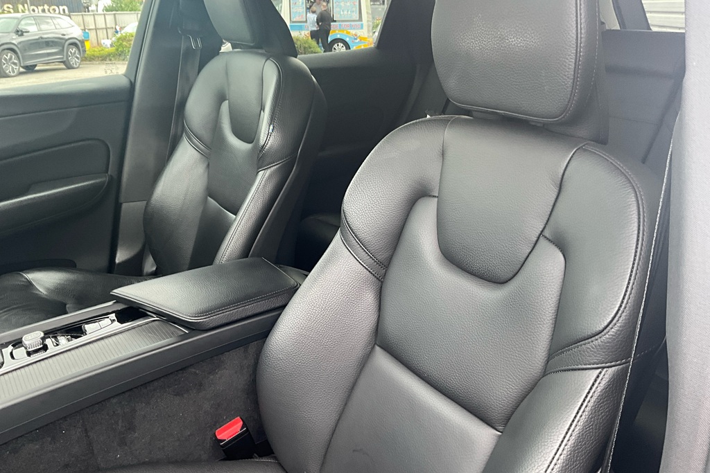 Volvo XC60 Xc60 R-design D4 Awd Silver #26