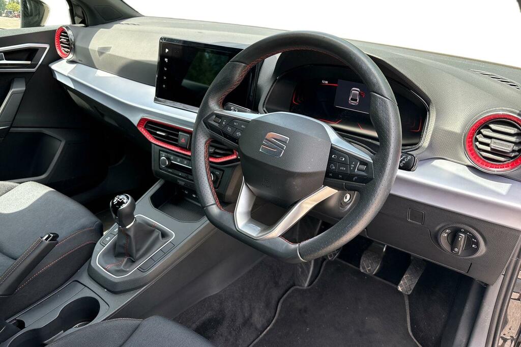 Seat Ibiza 1.0 Tsi 95 Fr PN24URE Black #6