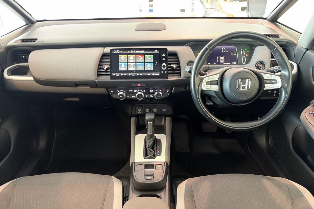 Honda Jazz 1.5 I-mmd Hybrid Crosstar Ex Ecvt RX21ZRD Red #3