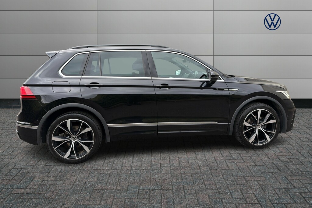 Volkswagen Tiguan 2.0 Tdi R-line Dsg Black #4