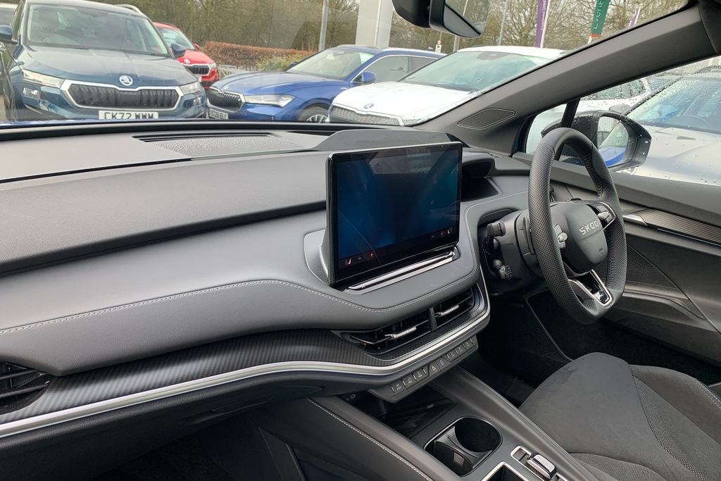 Skoda ENYAQ 210Kw 85X Sportline 82Kwh 4X4 Blue #2