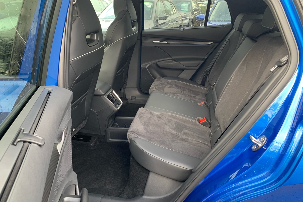 Skoda ENYAQ Vrs Green #8