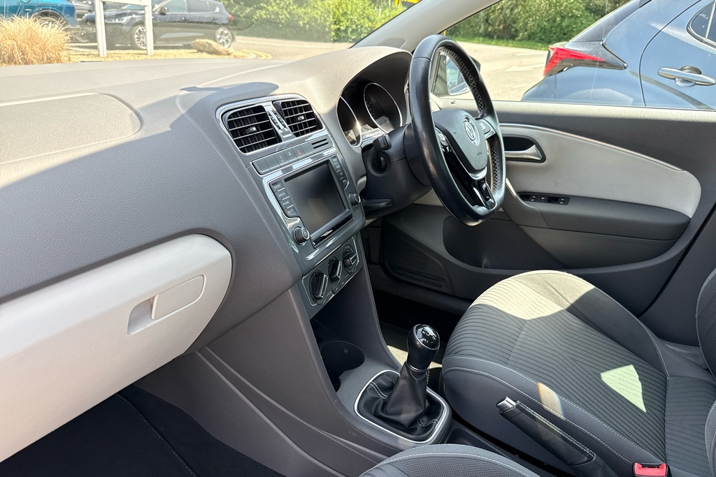 Volkswagen Polo Bluemotion Tech Se Blue #28