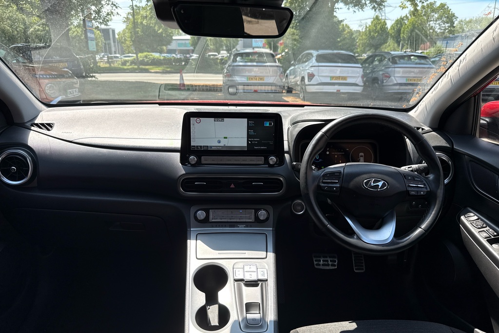 Hyundai Kona Premium YD22GWF Red #3
