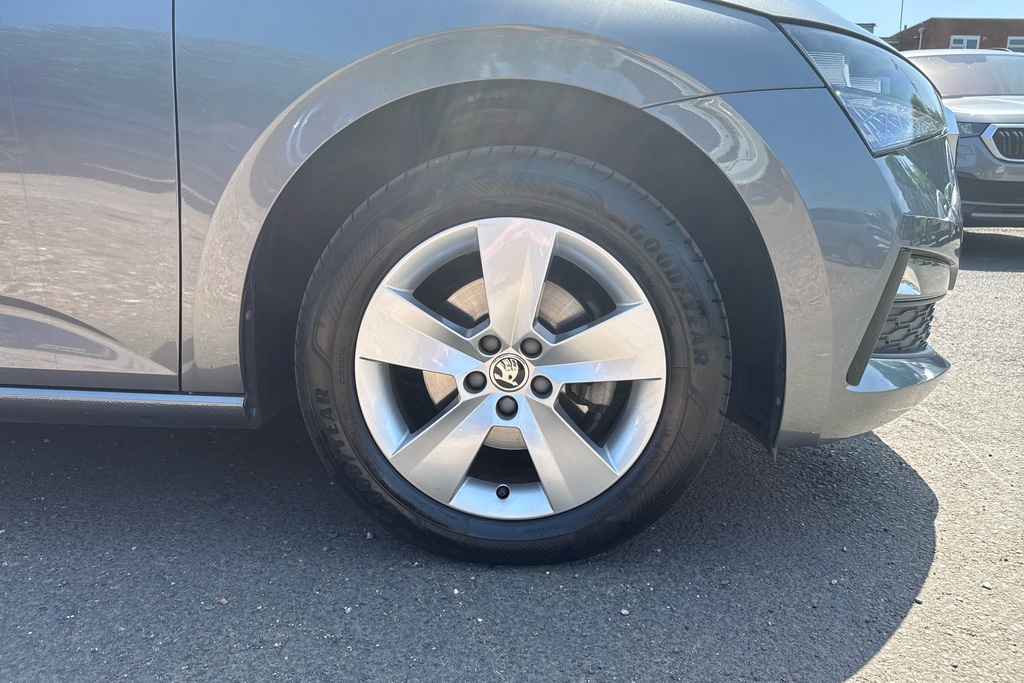 Skoda Scala 1.0 Tsi 110 Se Dsg Grey #5