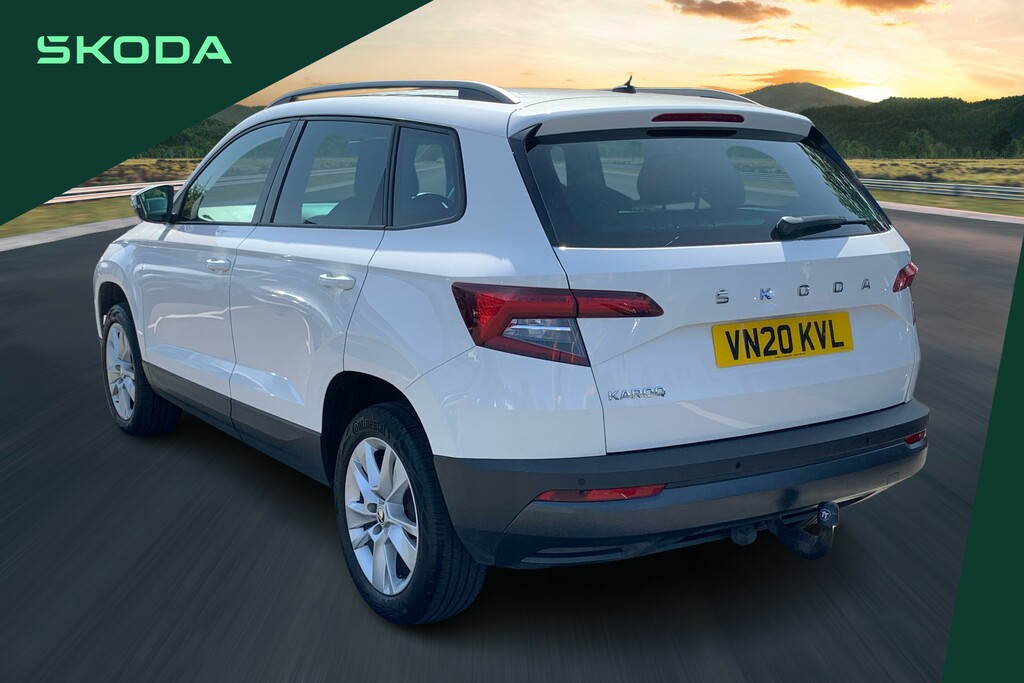 Skoda Karoq 1.5 Tsi Se Technology White #3
