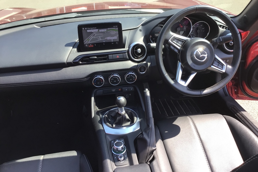 Mazda MX-5 1.5 132 Sport Red #3