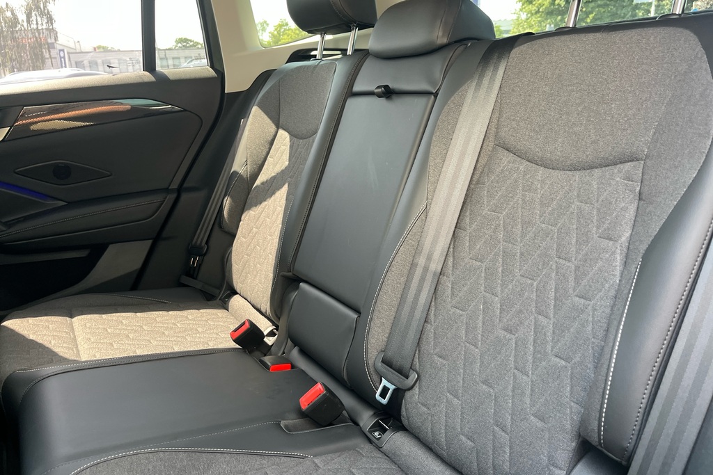 Volkswagen Tiguan Elegance Silver #11