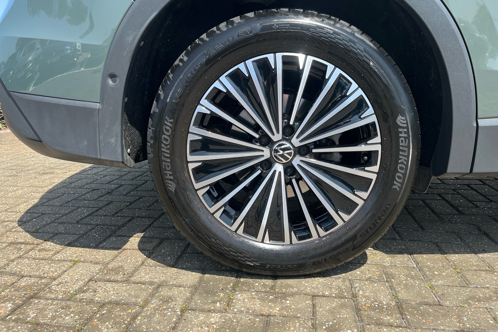 Volkswagen Tiguan Elegance Silver #29