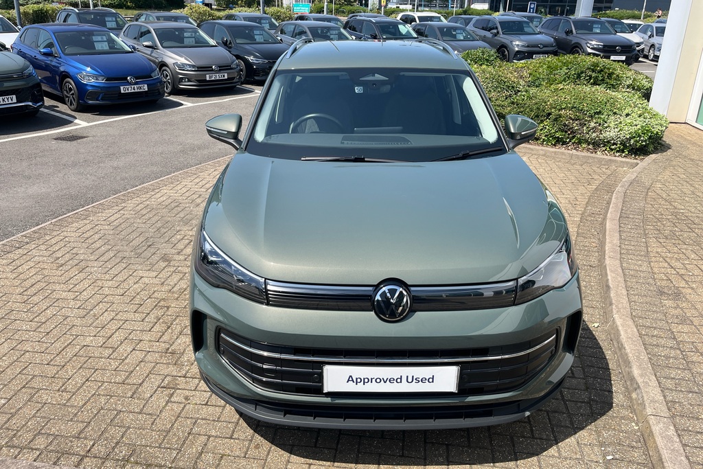 Volkswagen Tiguan Elegance Silver #17