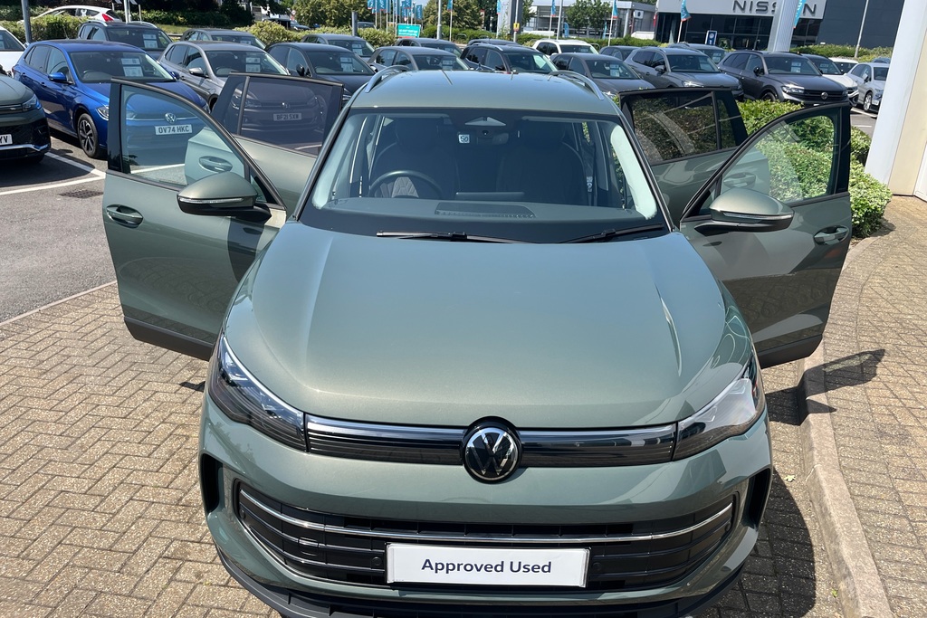 Volkswagen Tiguan Elegance Silver #44