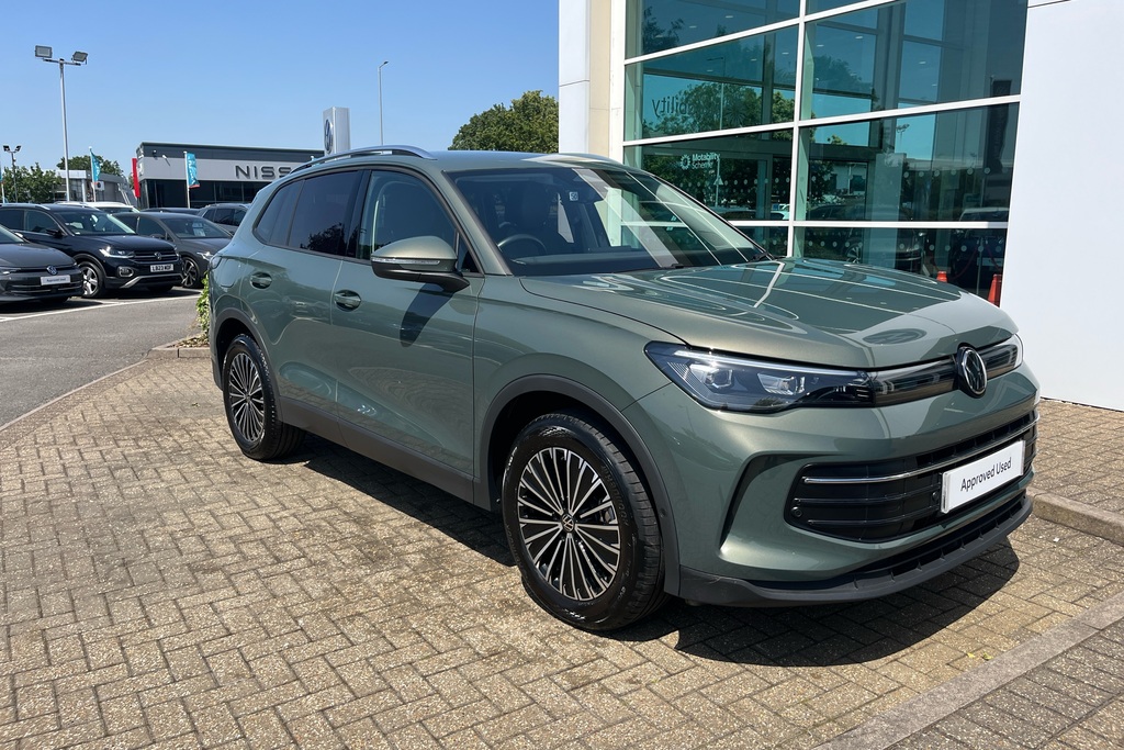 Volkswagen Tiguan Elegance Silver #20