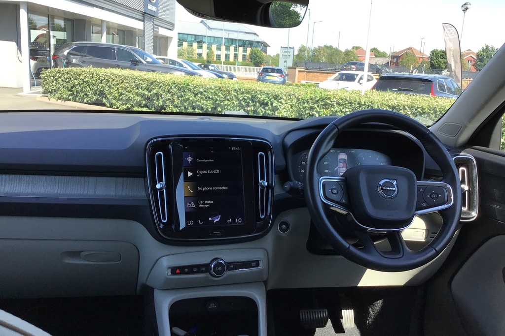 Volvo XC40 2.0 T4 Inscription Awd Geartronic Gold #3