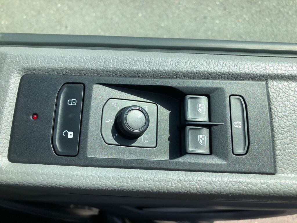Volkswagen Transporter T30 Panel Van Highline Lwb 110 Ps 2.0 Tdi 5Sp Bar Grey #22