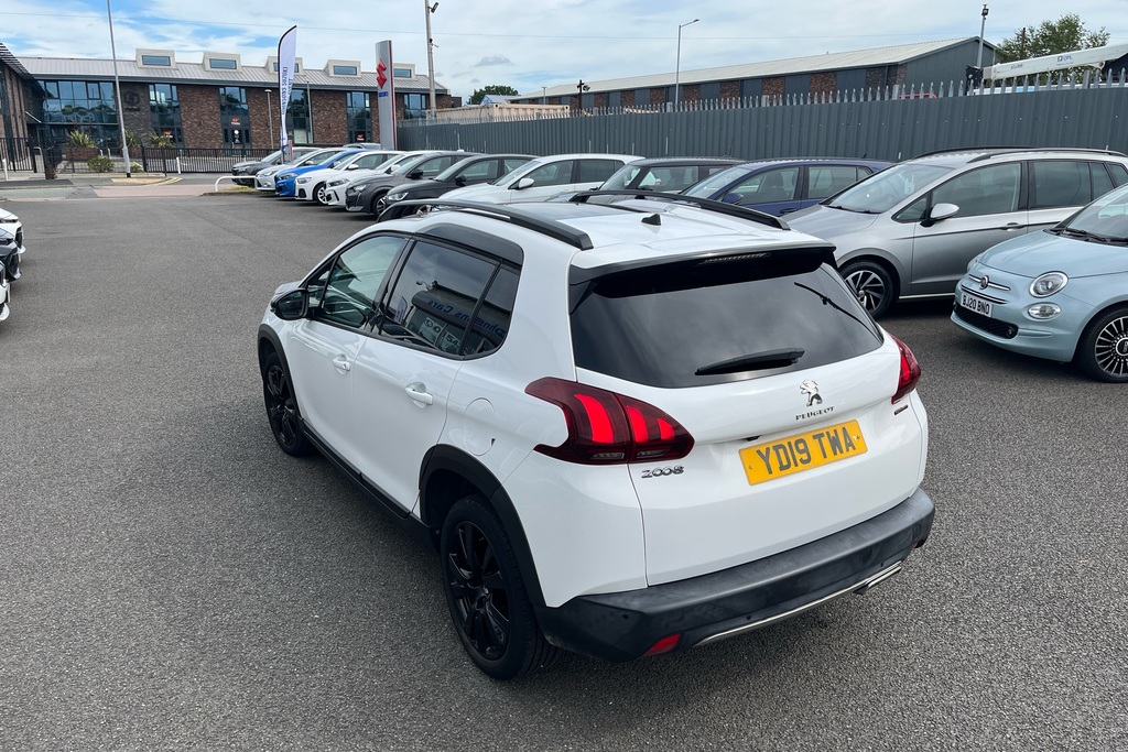 Peugeot 2008 1.2 Puretech Allure Premium Grey #42