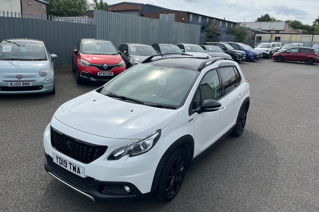 Peugeot 2008 1.2 Puretech Allure Premium Grey #39