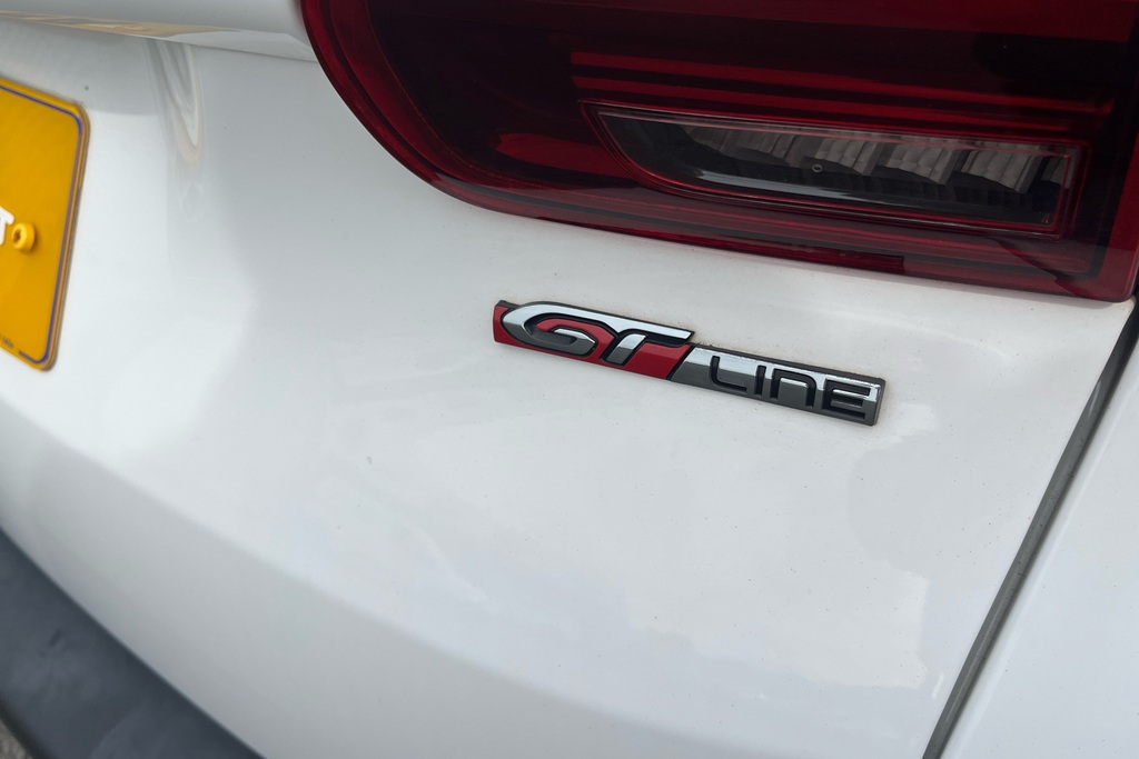 Peugeot 2008 1.2 Puretech Allure Premium Grey #45