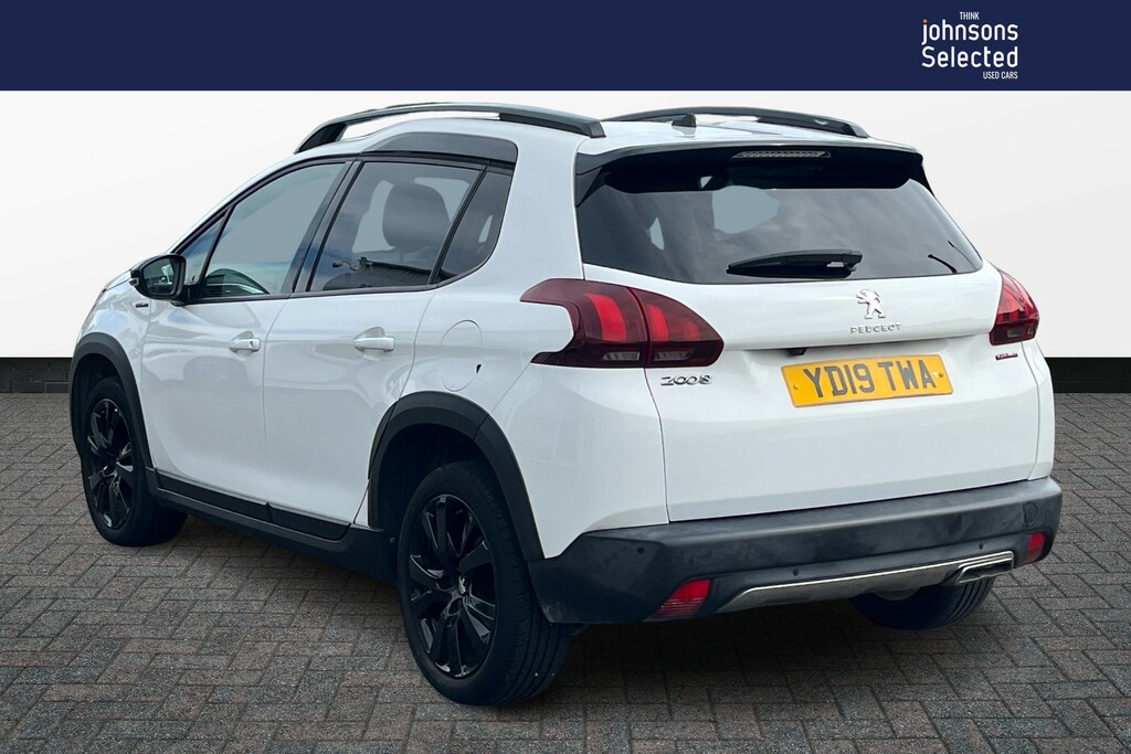 Peugeot 2008 1.2 Puretech 130 Gt Line White #2