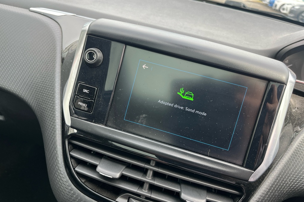Peugeot 2008 1.2 Puretech Allure Premium Grey #30