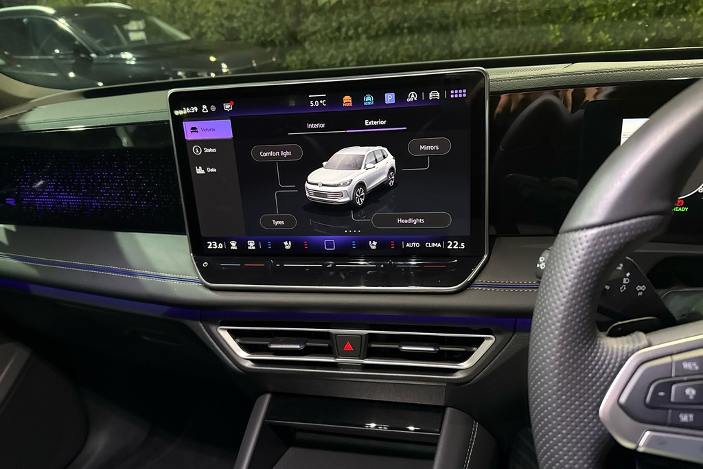 Volkswagen Tiguan Suv Grey #9