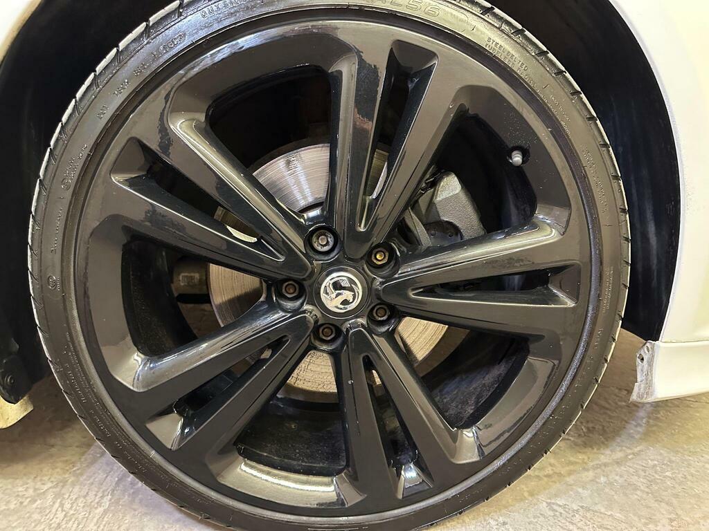 Vauxhall Insignia Elite Nav Td 4X4 4Wd White #31