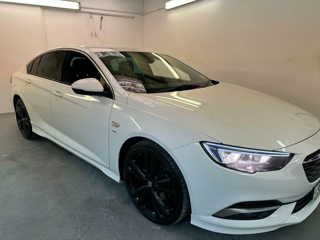Vauxhall Insignia 2.0 Turbo D Blueinjection Sri VX Line Nav Grand Sp White #4