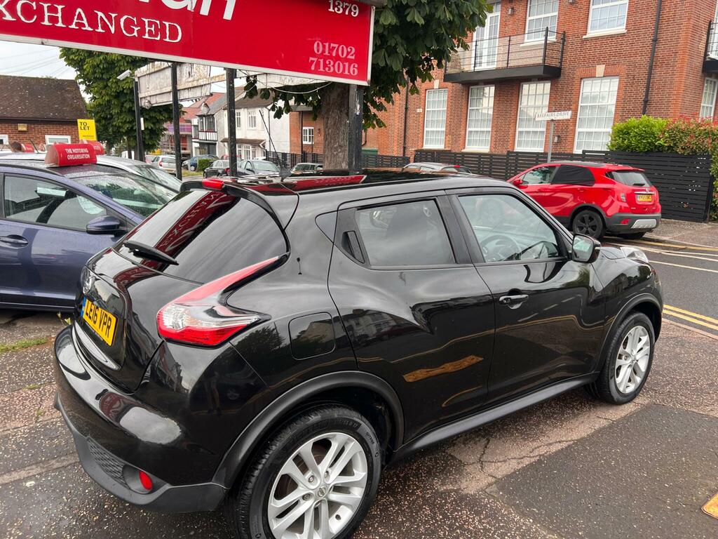 Nissan Juke Dig-t Tekna Suv Yellow #4