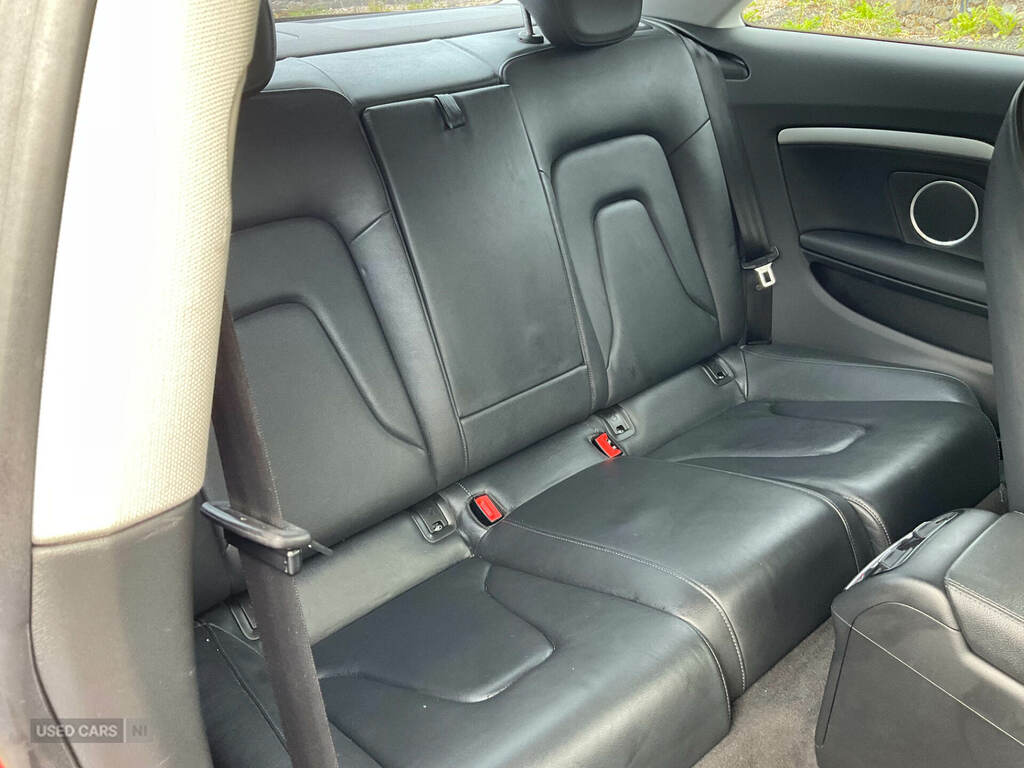 Audi A5 2.0 Tdi S Line Special Edition Euro 5 Ss Black #15