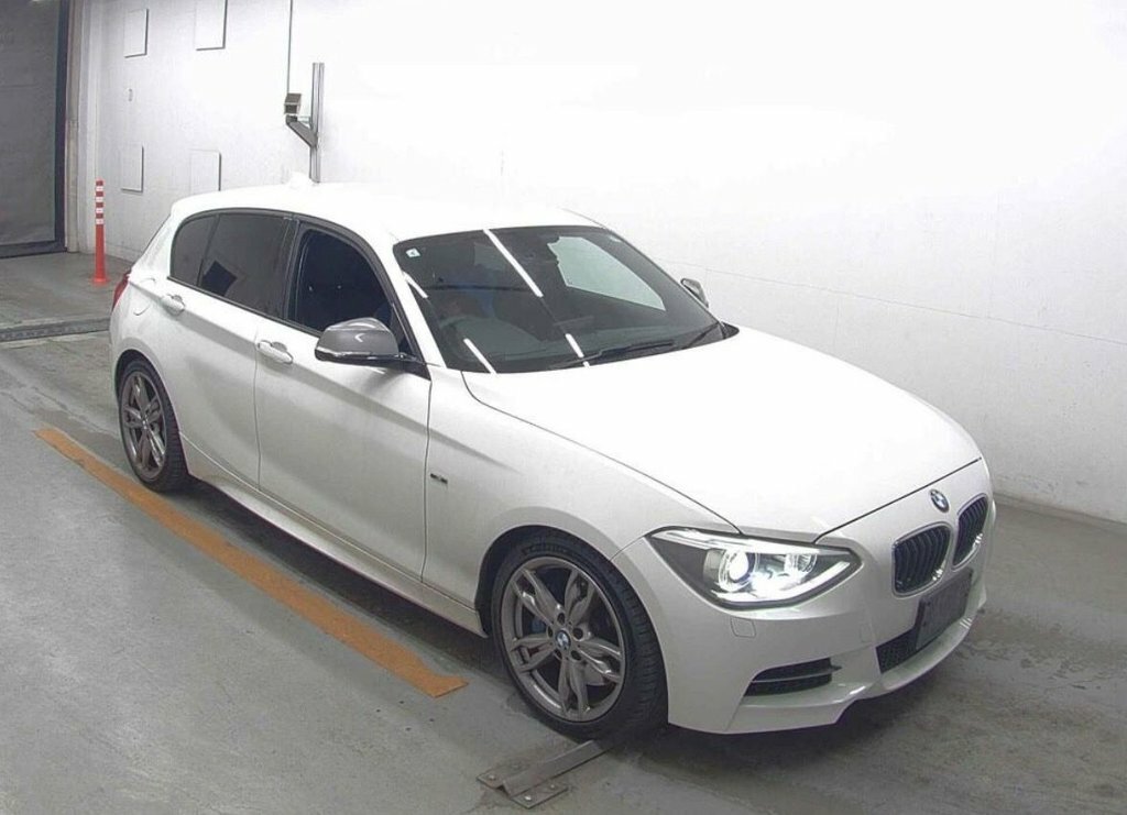 BMW 1 Series Hatchback White
