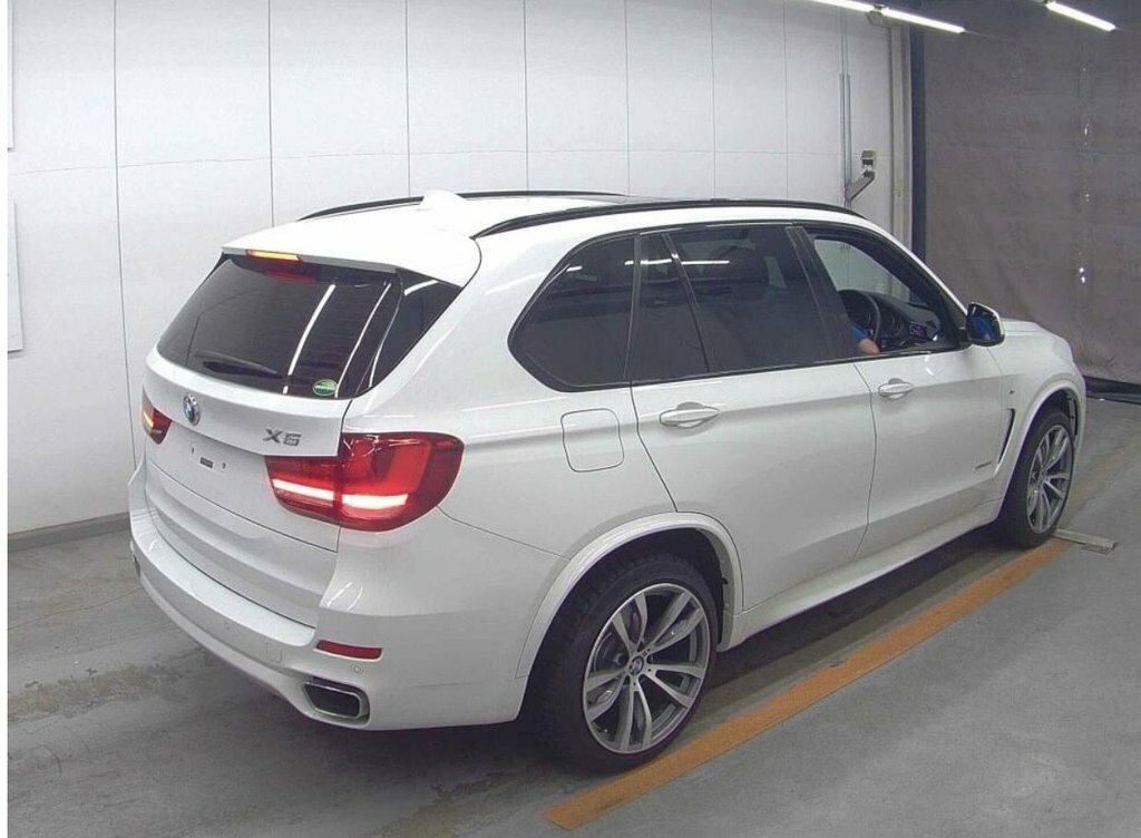 BMW X5 3L M Sport Black #4