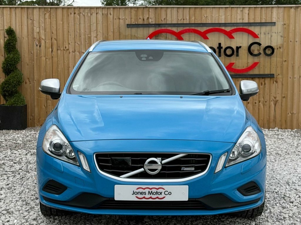Volvo V60 2L R-design Lux Nav Blue #2