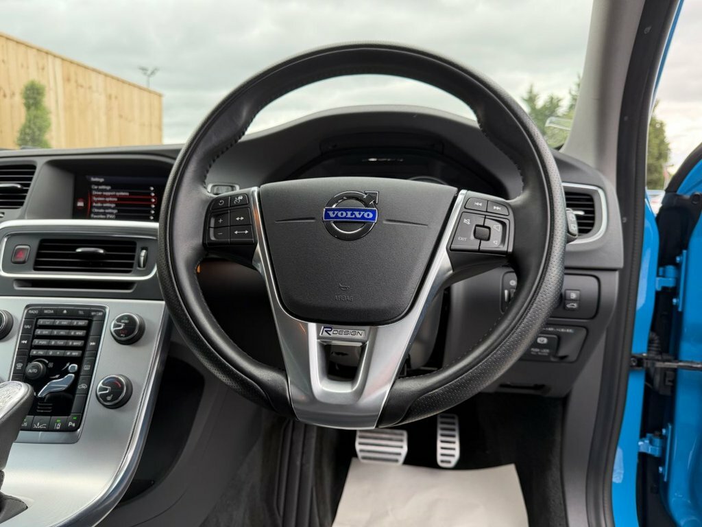 Volvo V60 Es Red #20