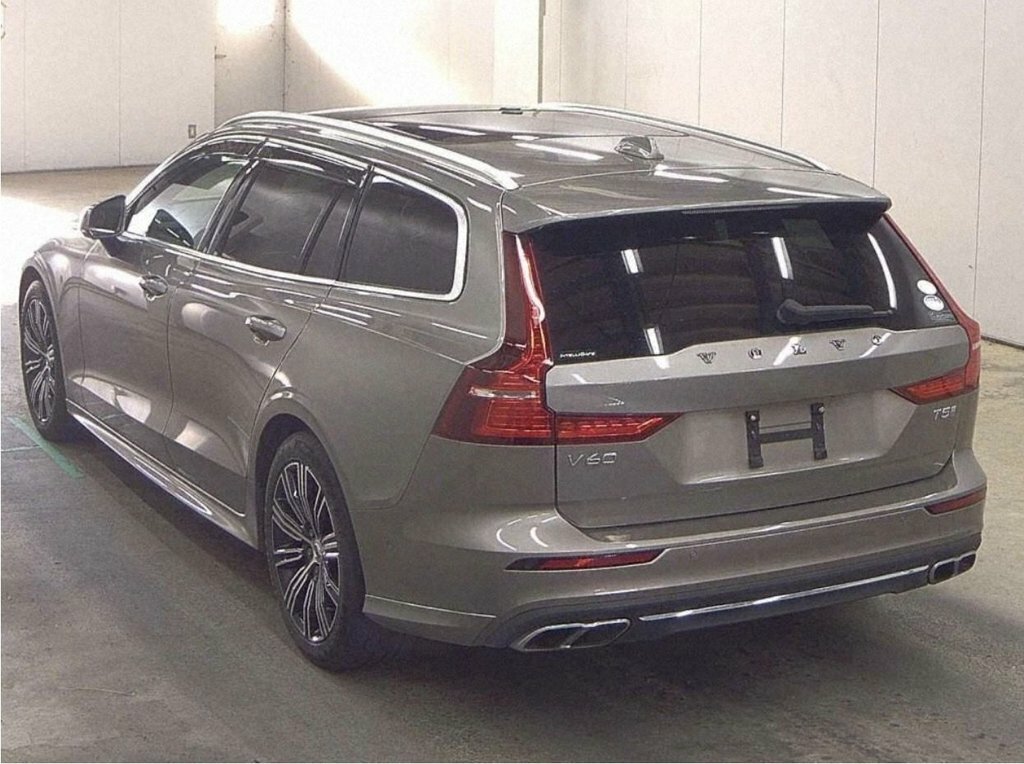 Volvo V60 2L Inscription Pro Blue #3