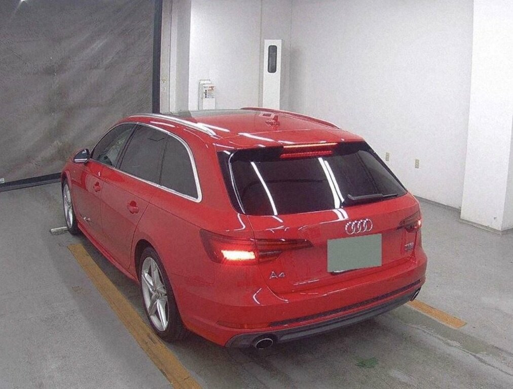 Audi A4 Avant 2L S Line Red #3
