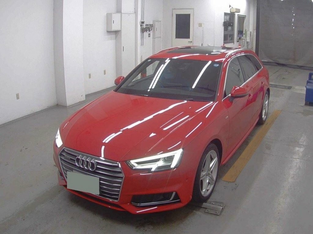 Audi A4 Avant 2L S Line Red #2