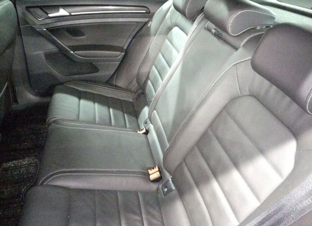 Volkswagen Golf 2L R Blue #6