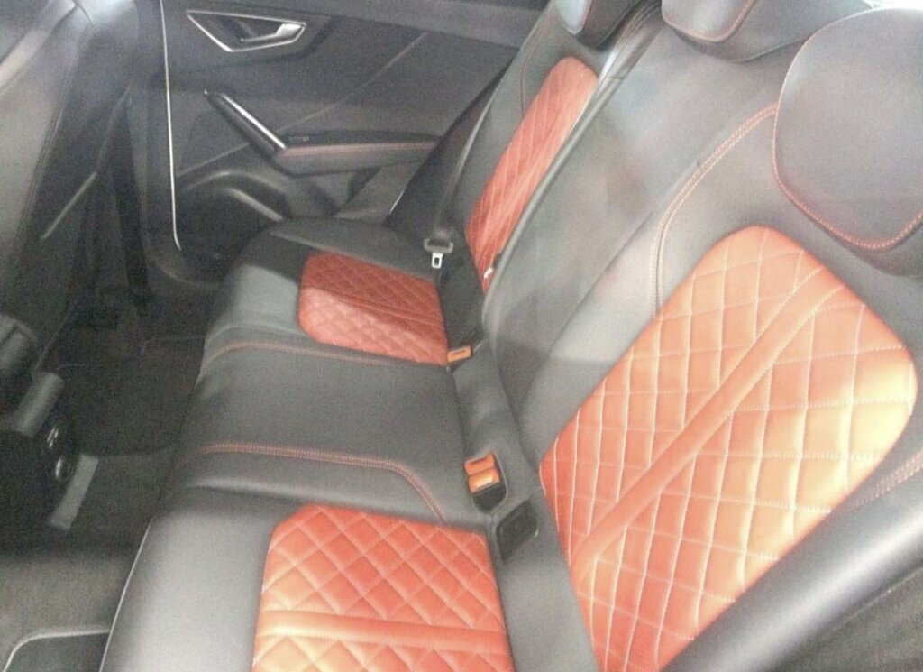 Audi SQ2 Suv White #4